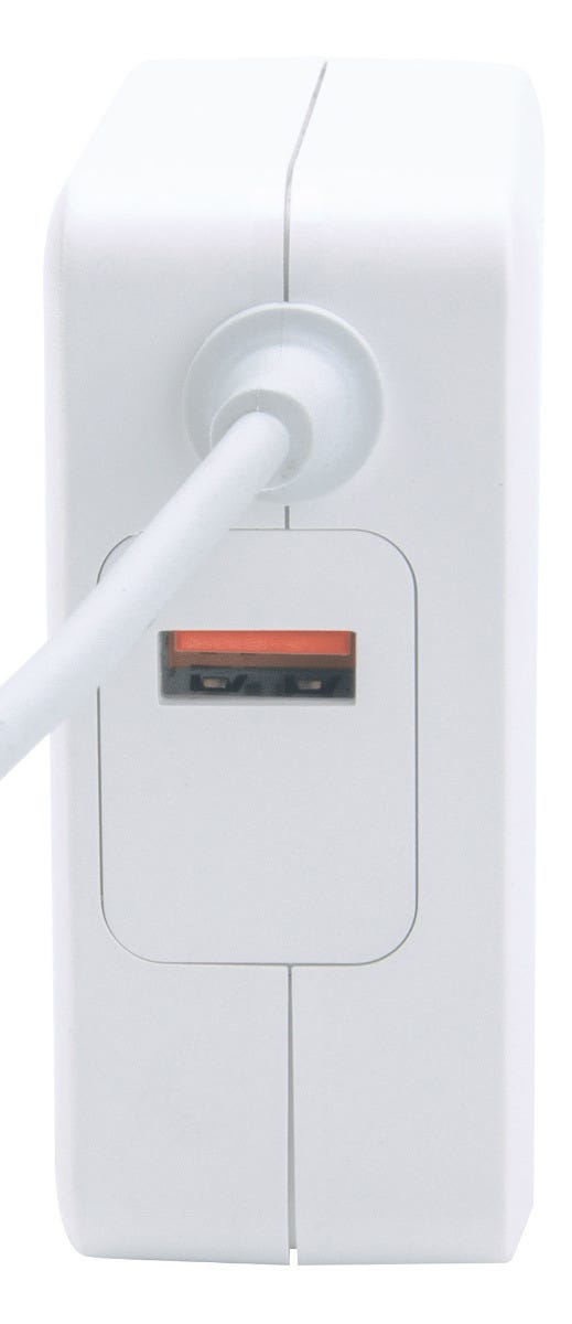 Manhattan Wall/Power Mobile Device Charger (Euro 2-pin), USB-C and USB-A ports, USB-C Output: – image 5
