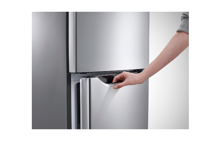 LG GBB539PZCWS fridge-freezer Freestanding – image 4