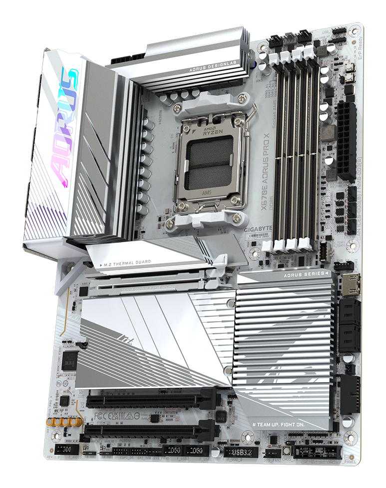 GIGABYTE X670E AORUS PRO X – image 4