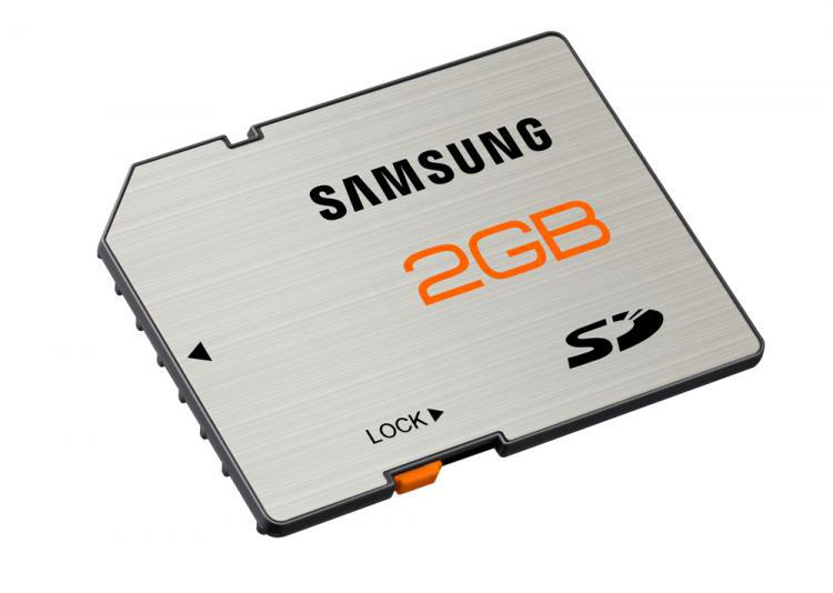Samsung Essential 2GB SD – image 2