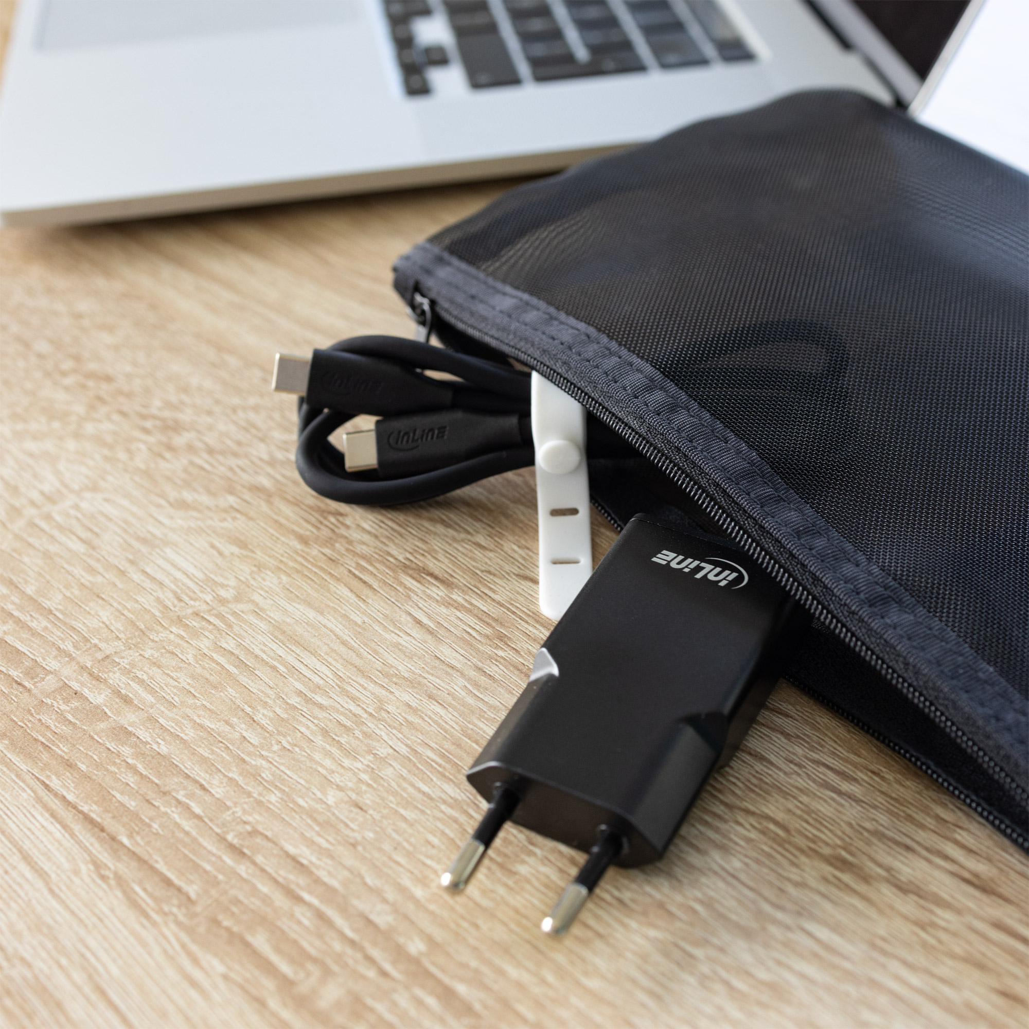InLine 31590 mobile device charger Universal Black AC Fast charging Indoor – image 7