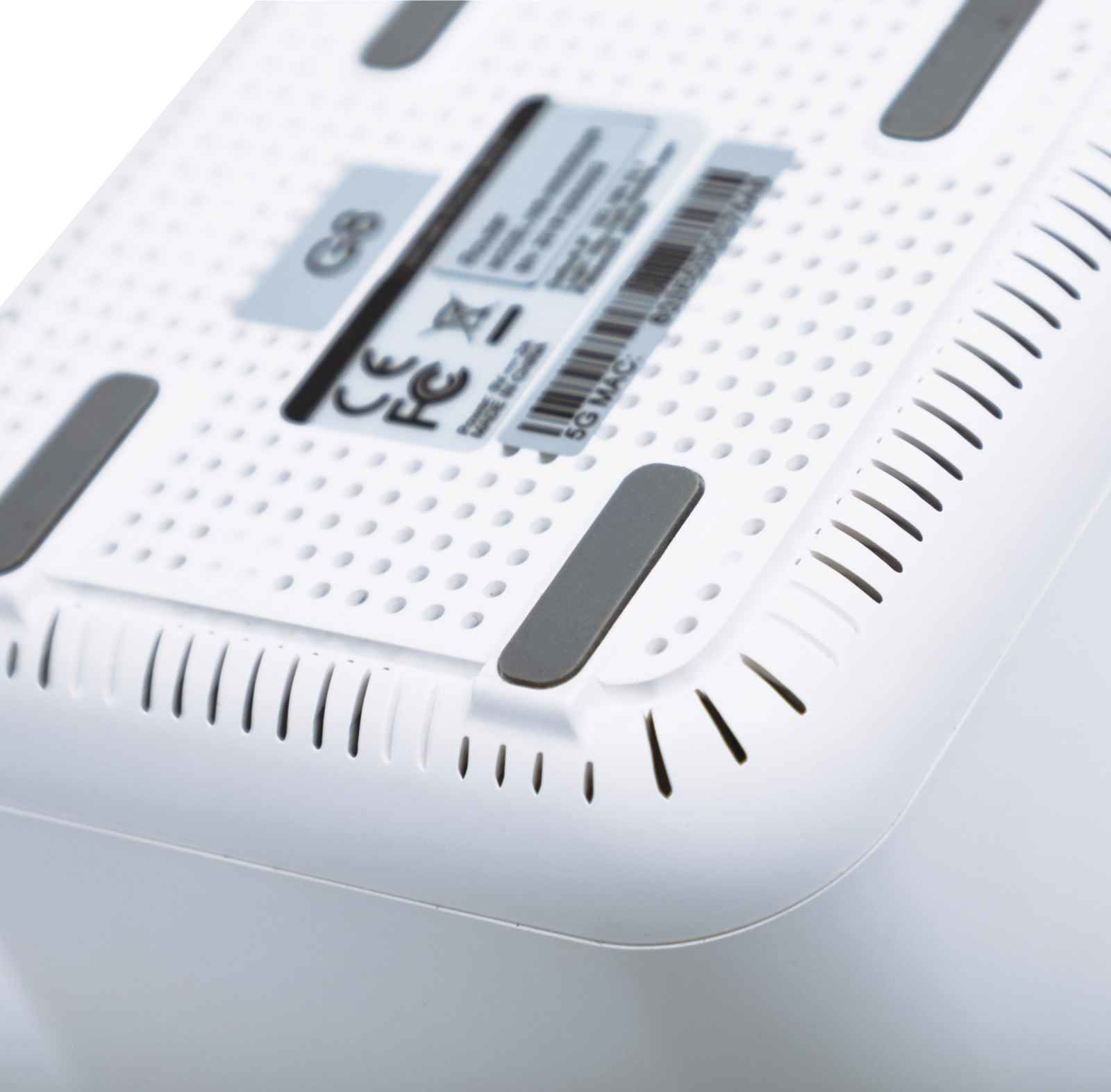 Intellinet Whole Home Mesh Wireless AC1200 Kit 1 Router and 2 Repeaters, Retail Box (Euro 2-pin plug) – image 3