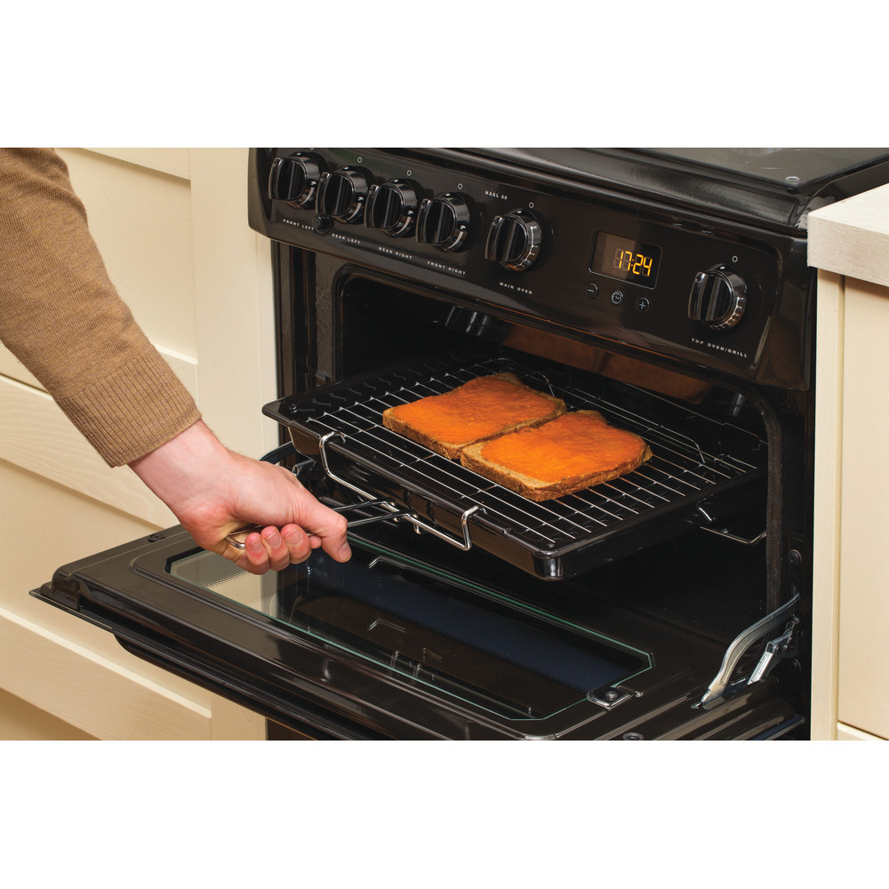 Hotpoint HAGL60K cooker Freestanding cooker Gas Black – image 5