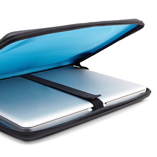 Case Logic 15" MacBook Pro Sculpted Sleeve – image 8