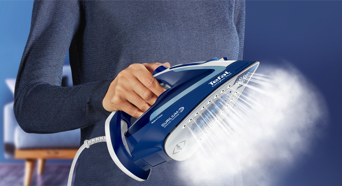Tefal EasyGliss Plus FV5770 Dry & Steam iron Durilium Airglide soleplate – image 3