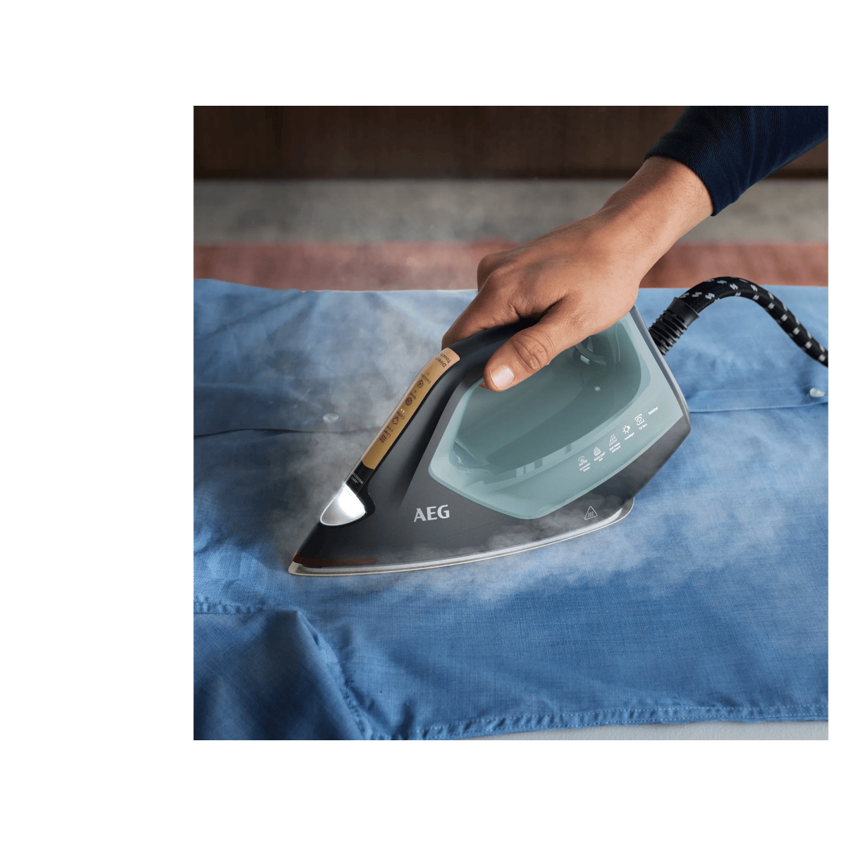 AEG ST8-2-8OG Pressurized steam ironing station – image 6
