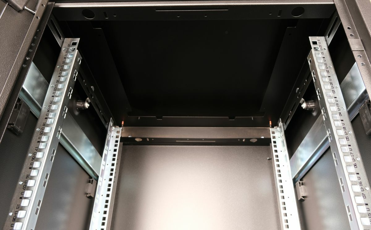 Equip Dynamic Flex 19' Cabinet, 22U – image 8