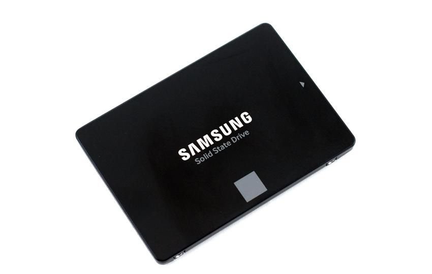 Ernitec CORE-RAID1-SYS-SSD internal solid state drive – image 1