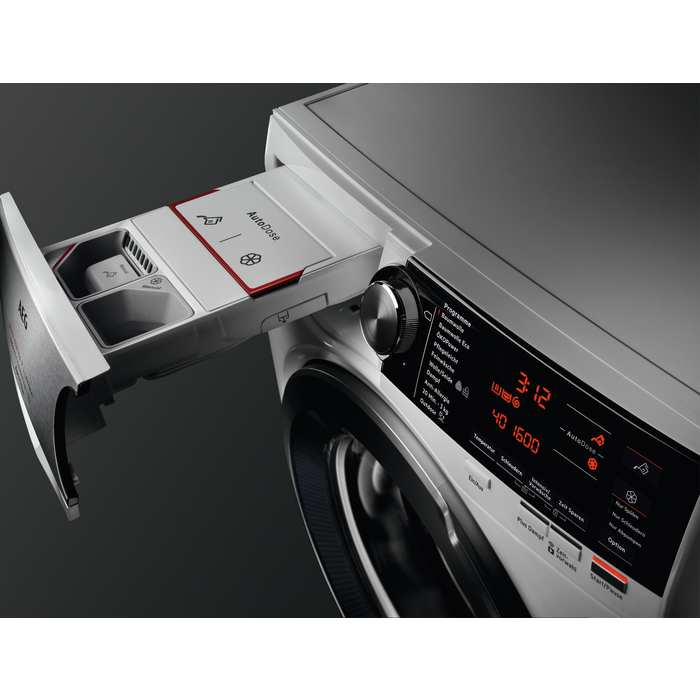 AEG L8FEN96CQ washing machine Front-load – image 7