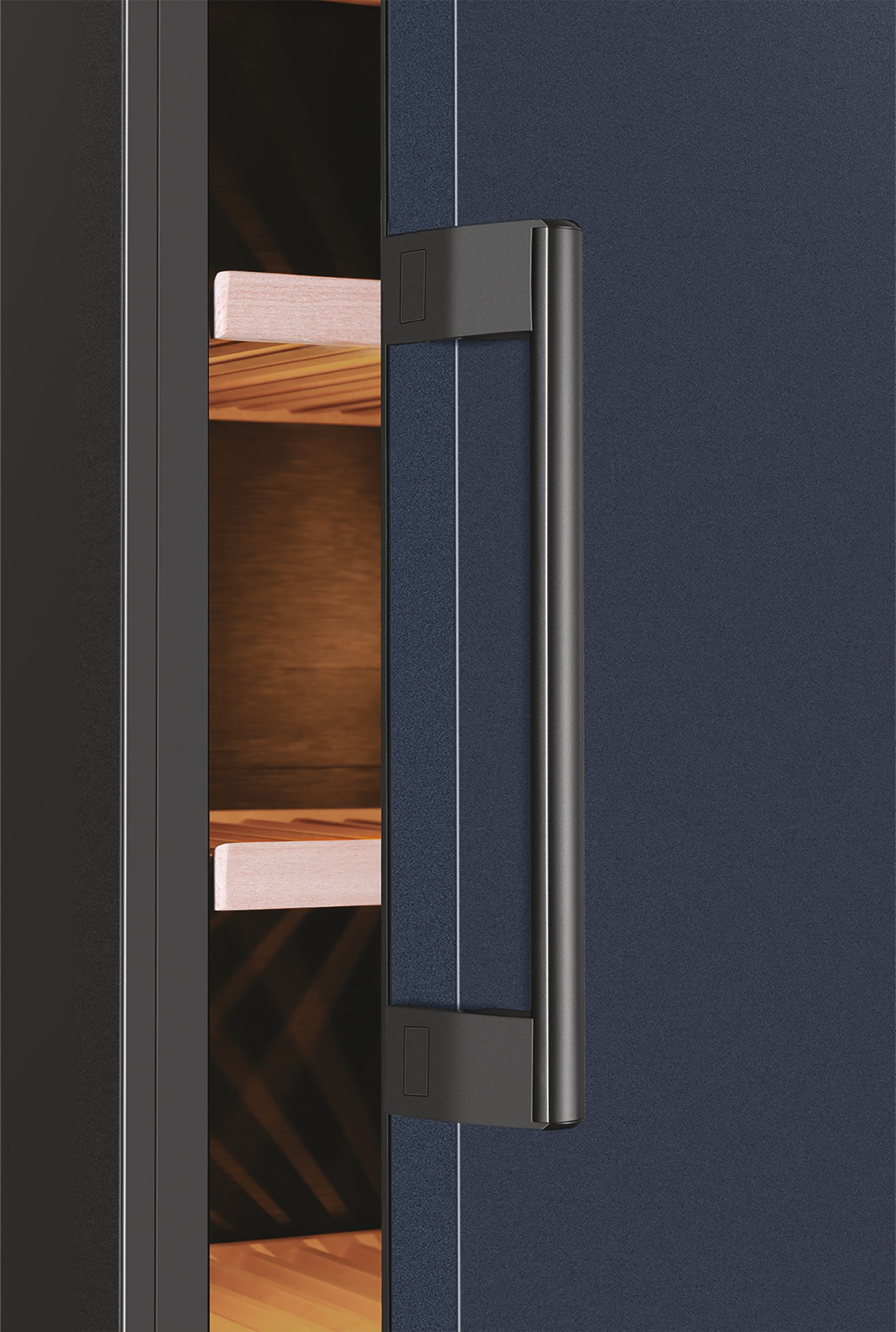 Haier Wine Bank 60 Series 7 HWS247FAH1 Compressor wine cooler Freestanding Black 247 bottle(s) – image 6