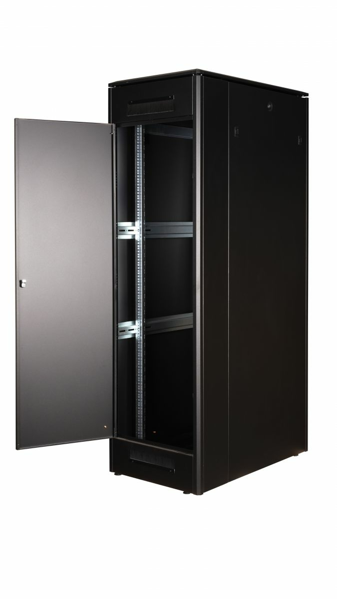 Equip Dynamic Flex 19' Cabinet, 42U – image 3