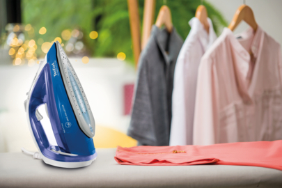 Tefal FV3968 iron Dry & Steam iron – image 4