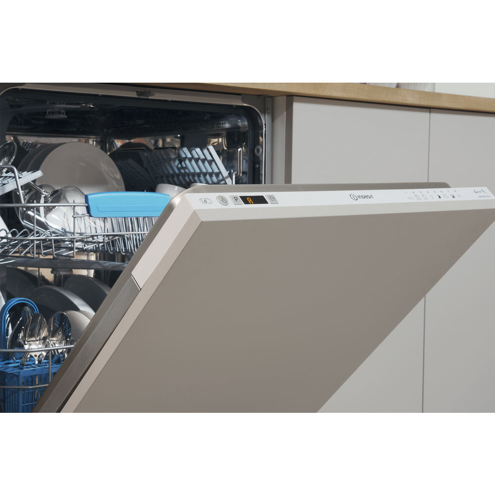 Indesit DIFP 66B+9 EU – image 4