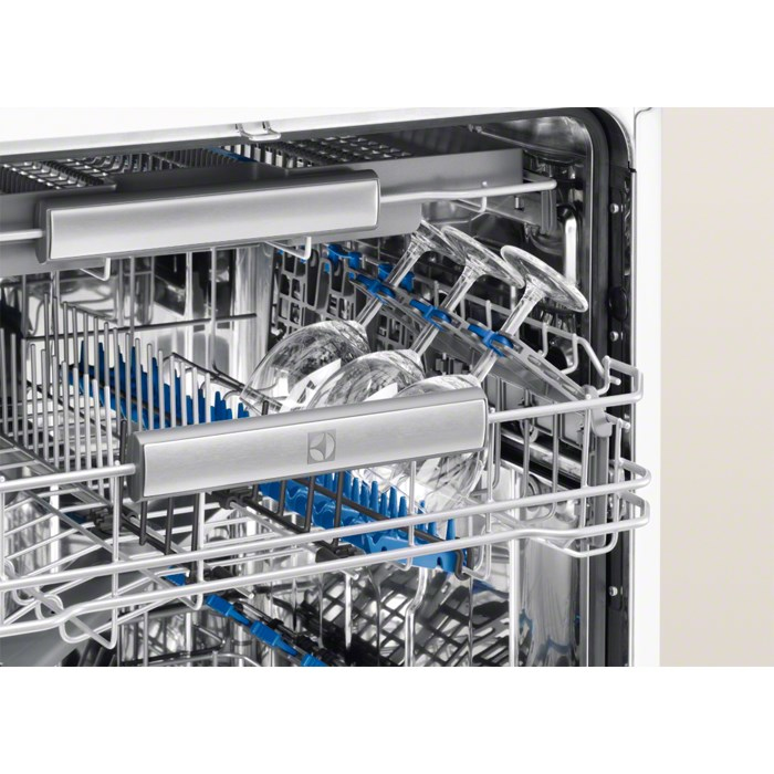 Electrolux ESF8810ROX dishwasher Undercounter 15 place settings – image 7