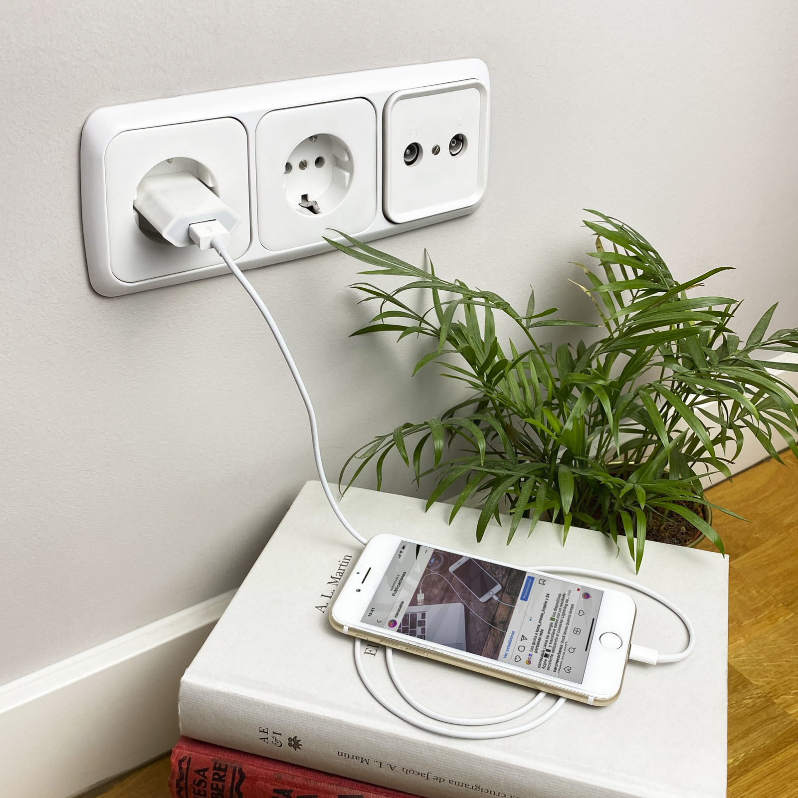 Nanocable 10.10.2001 mobile device charger MP3, Smartphone, Tablet White AC Indoor – image 6