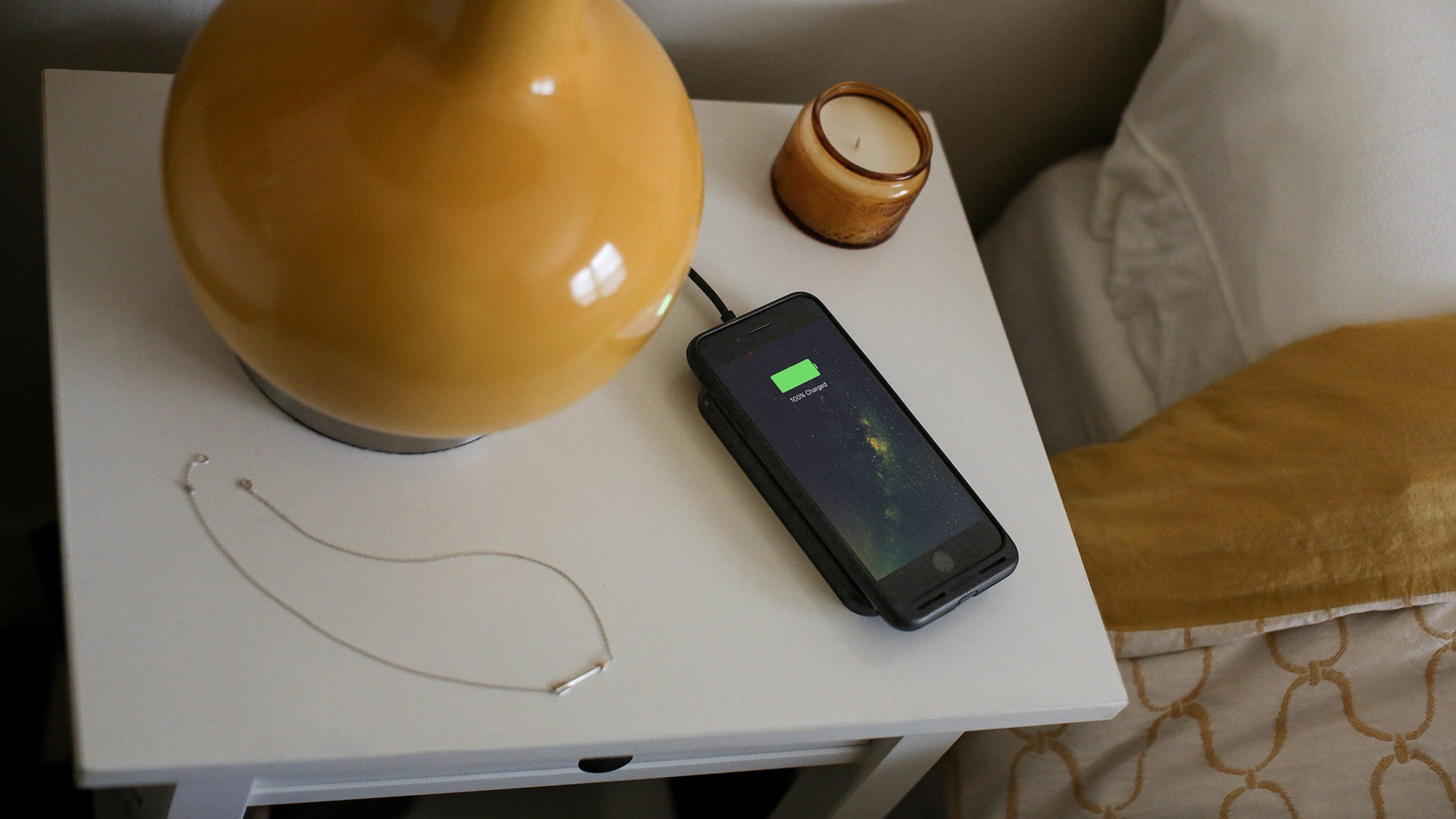 mophie Wireless Charging Base – image 9