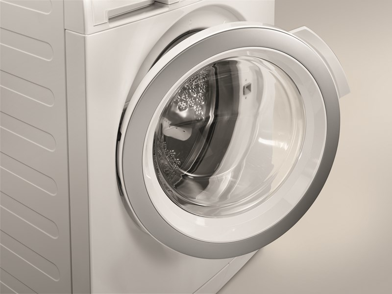 Electrolux EWW1686HDW washer dryer Freestanding Front-load White – image 4