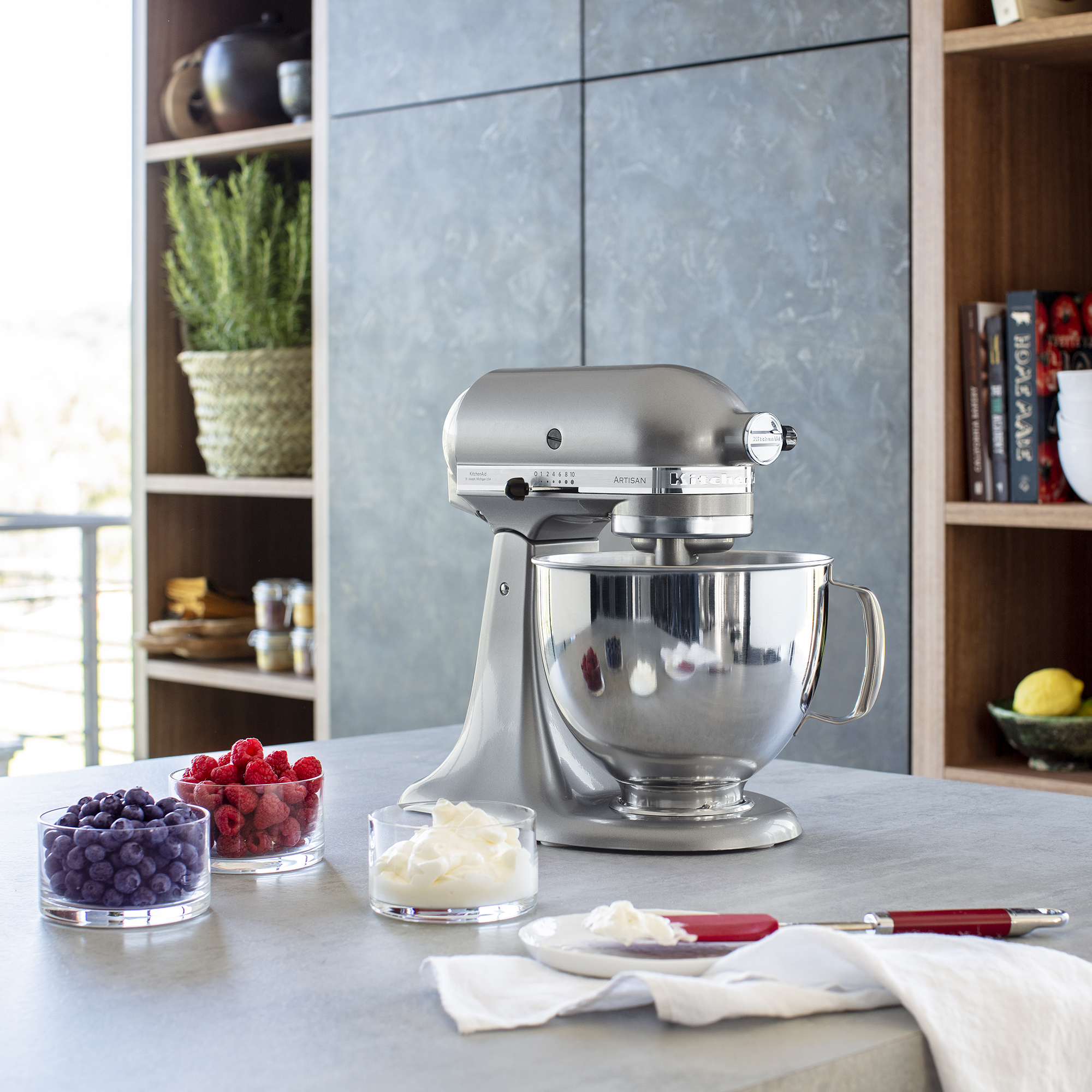 KitchenAid 5KSM125BCU mixer Stand mixer – image 3