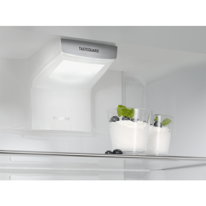 Electrolux ENN2854AFW Built-in – image 9