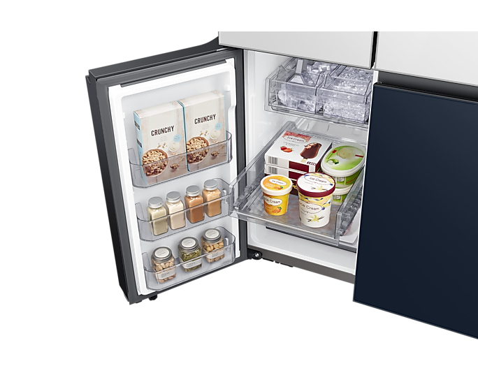 Samsung RF65A96768A side-by-side refrigerator Freestanding – image 7