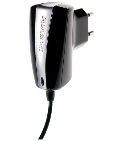 Cellularline Battery Charger – image 2
