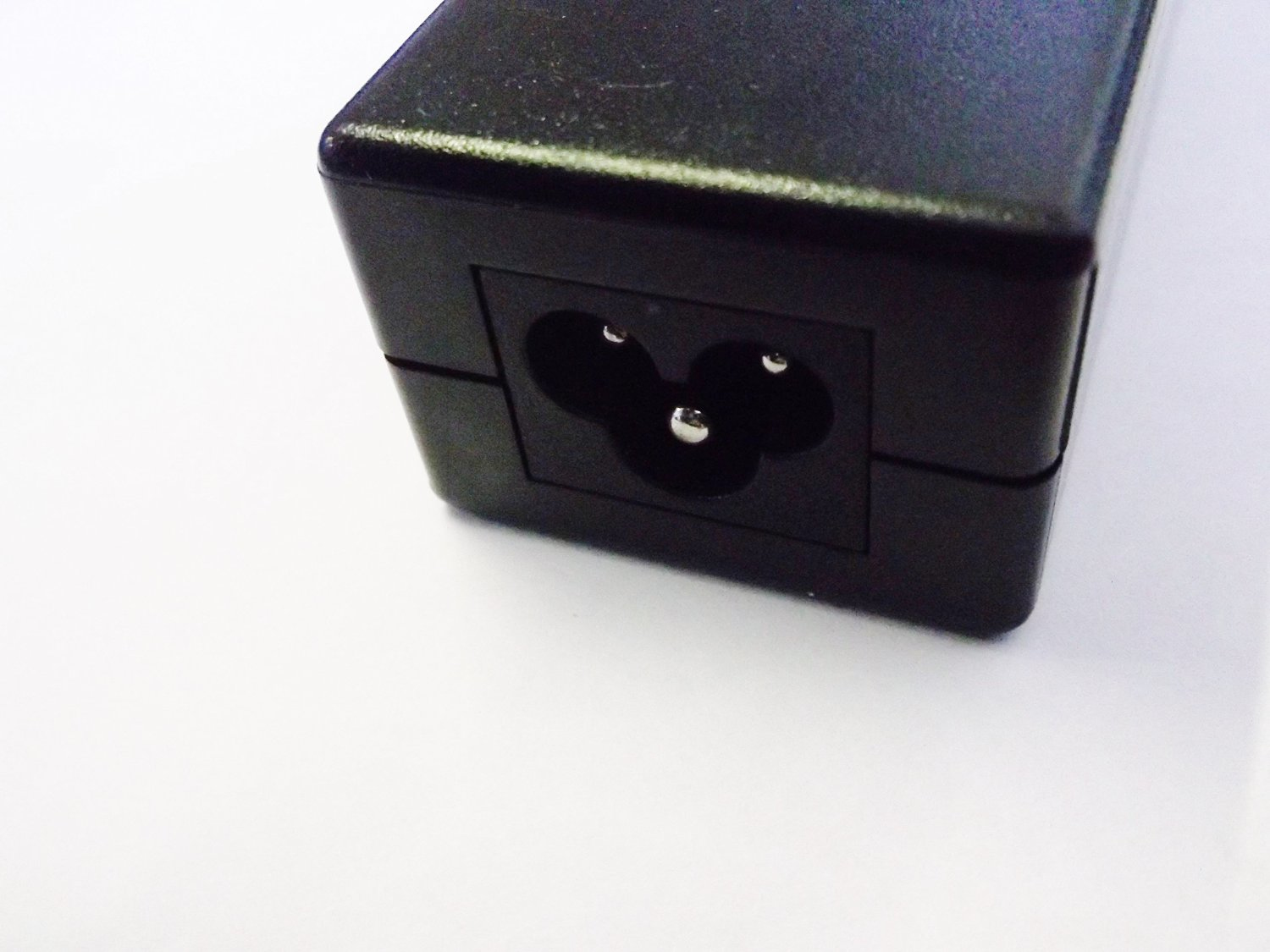 Lenovo PA190056LC power adapter/inverter Indoor – image 4