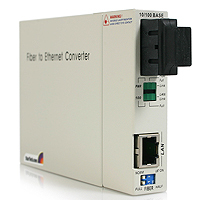 StarTech.com 10/100 30km Single Mode Media Converter