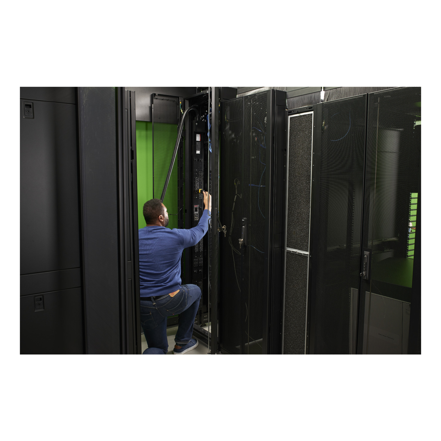 APC NetShelter™ 9000 – image 9