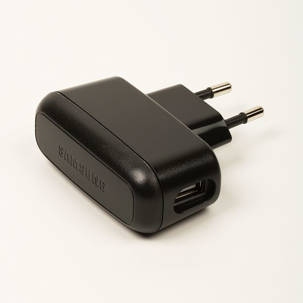 Samsung AD44-00146A mobile device charger Universal Black AC
