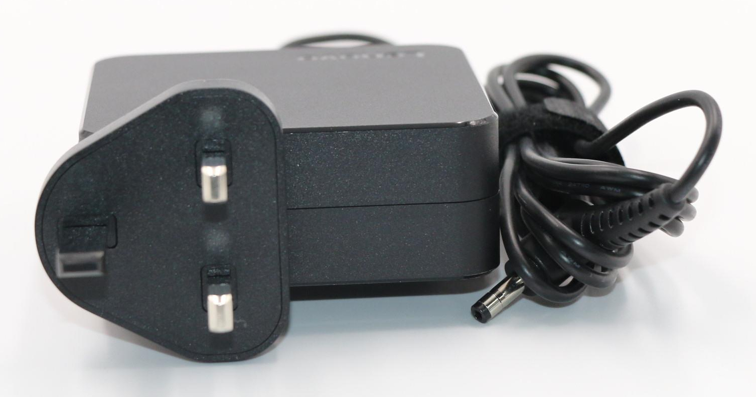 Lenovo 01FR155 power adapter/inverter Indoor – image 3