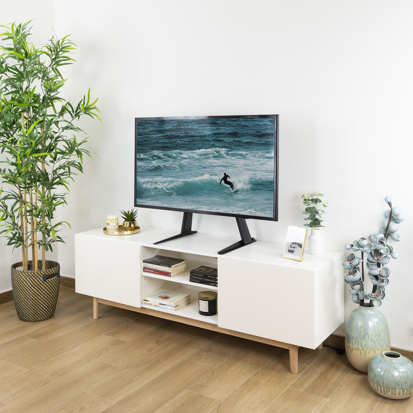 TooQ AT-Imperial 177.8 cm (70") Black – image 9