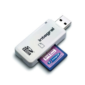 Integral 8GB UltimaPro SDHC + Card Reader – image 2
