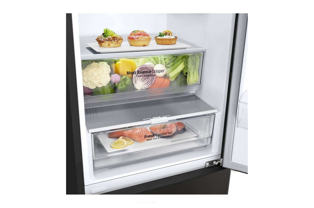 LG GBB62BLFGC fridge-freezer Freestanding – image 5