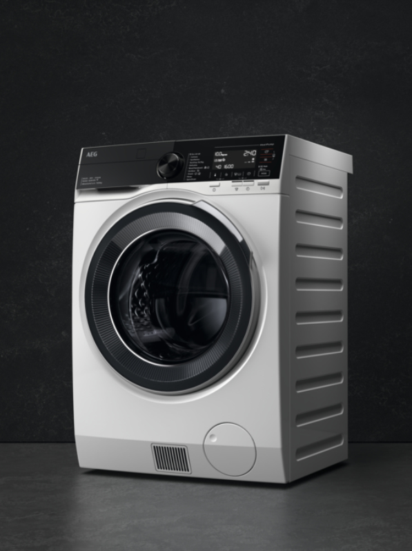 AEG Series 7000 LWR9816O5X washer dryer Freestanding Front-load White – image 6