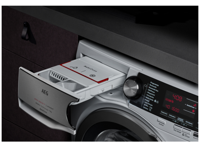 AEG L8FEC966CA washing machine Front-load – image 4