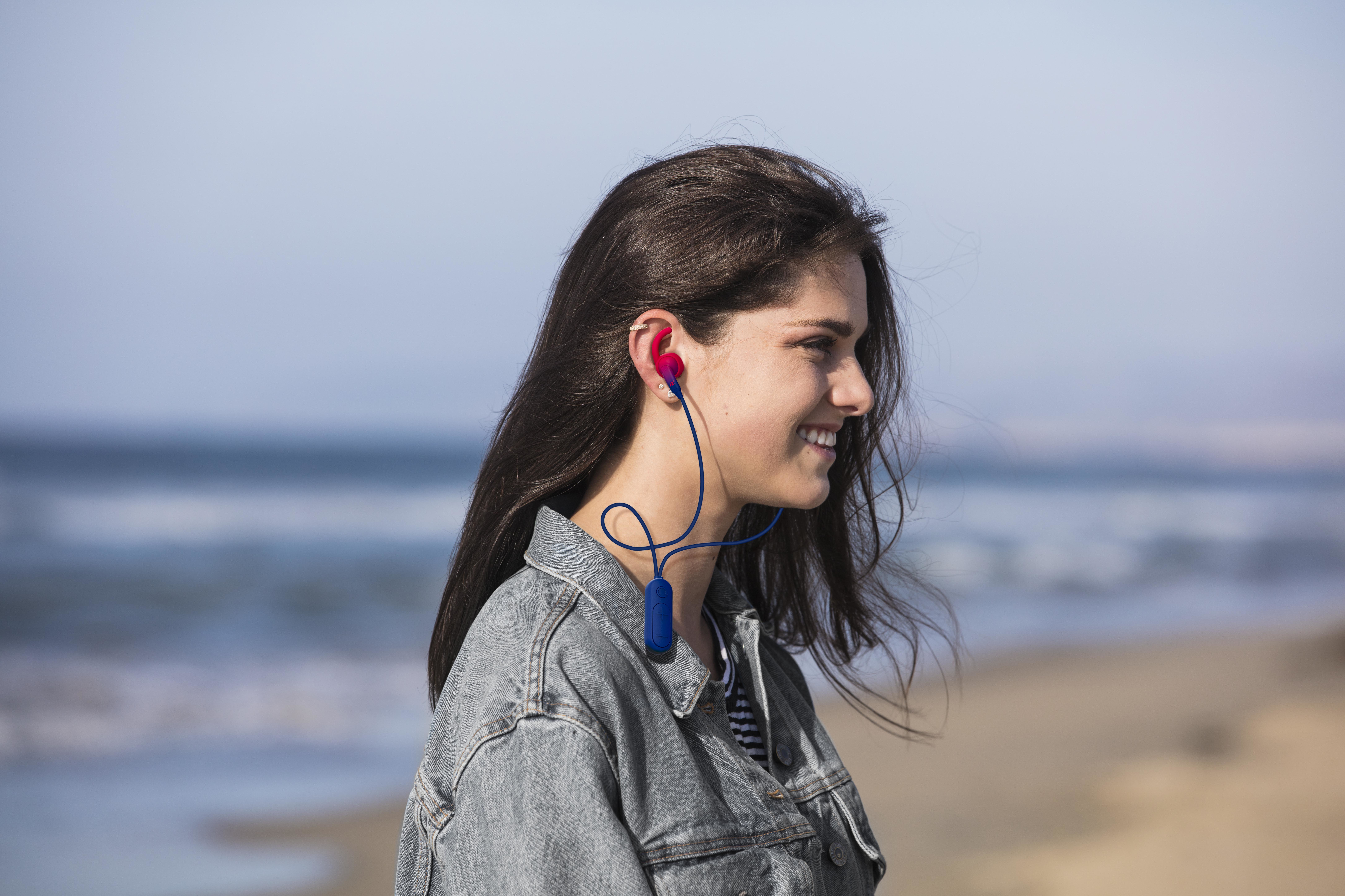 IFROGZ 304001832 headphones/headset Wired & Wireless In-ear Calls/Music Micro-USB Bluetooth Navy, Red – image 4