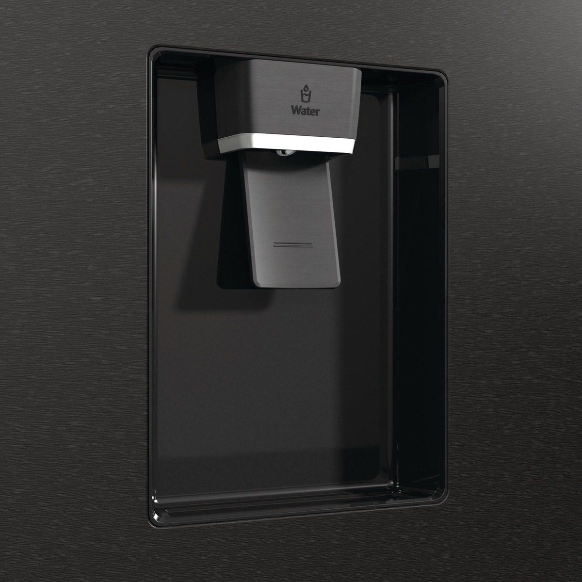 Hisense RS711N4WFE side-by-side refrigerator Freestanding – image 5