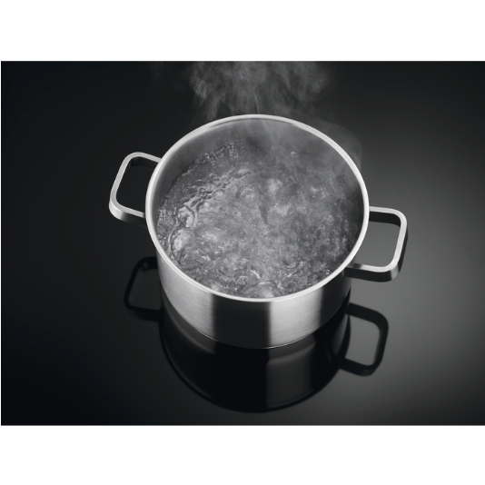 Electrolux EKI66700OK Freestanding cooker Electric Zone induction hob Black – image 6