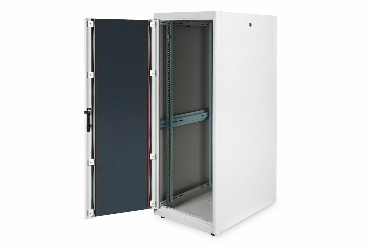 Equip Basic Flex 19' Cabinet, 32U – image 3
