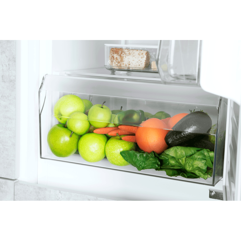 Hotpoint BCB 7030 AA – image 9