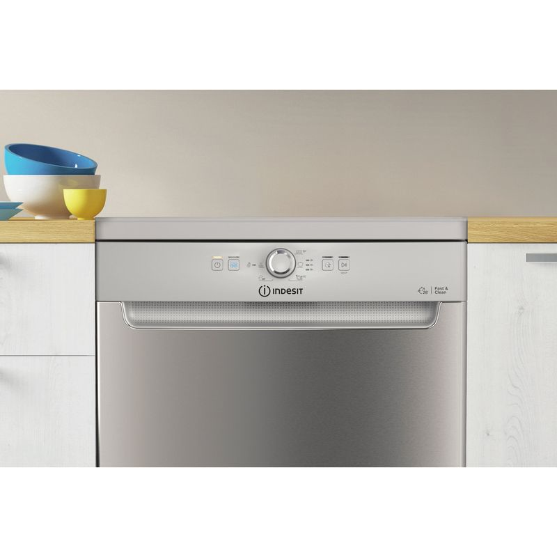 Indesit DFE 1B19 X UK – image 8