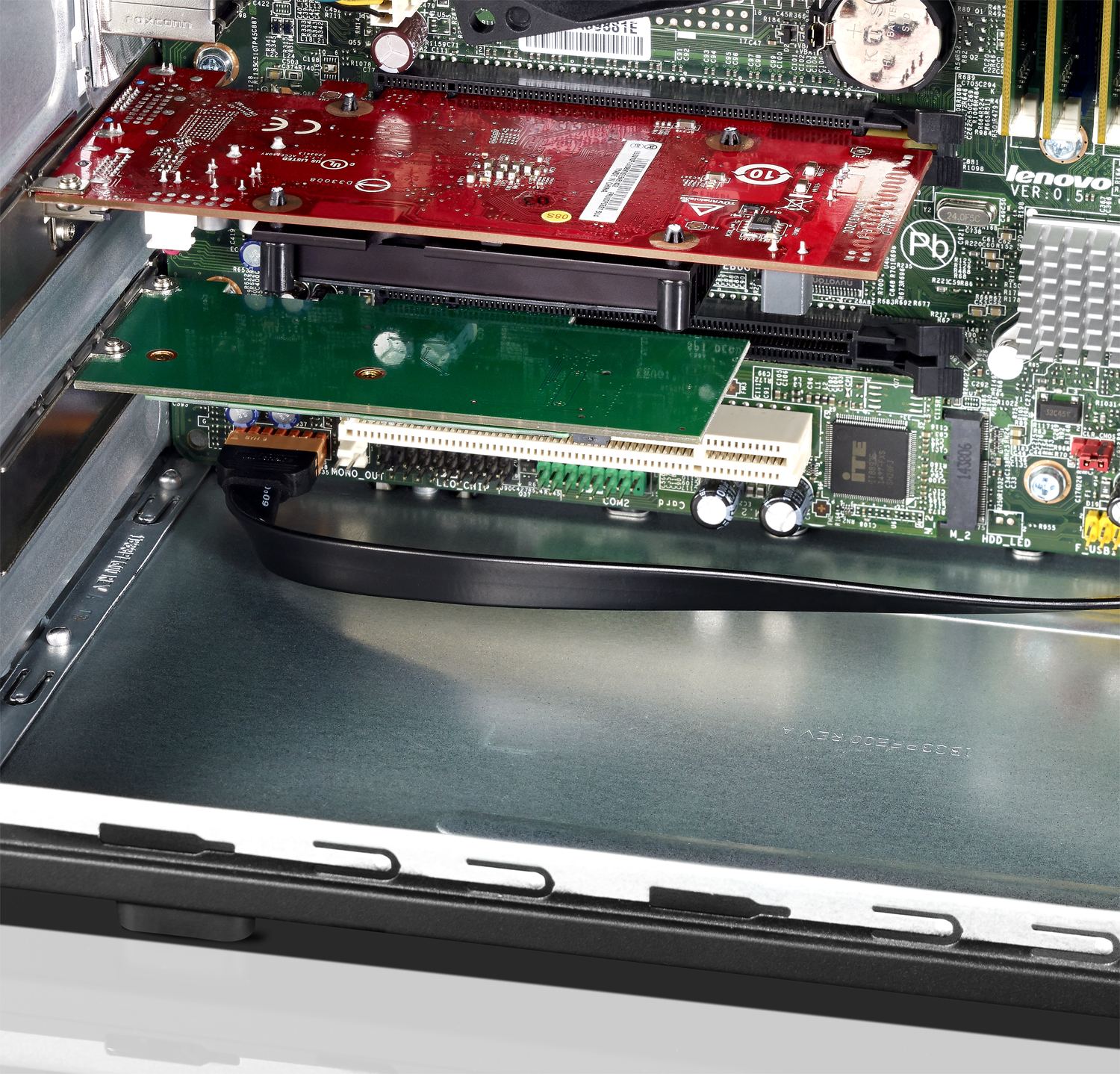 Lenovo ThinkCentre M800 Intel® Core™ i5 i5-6500 – image 3