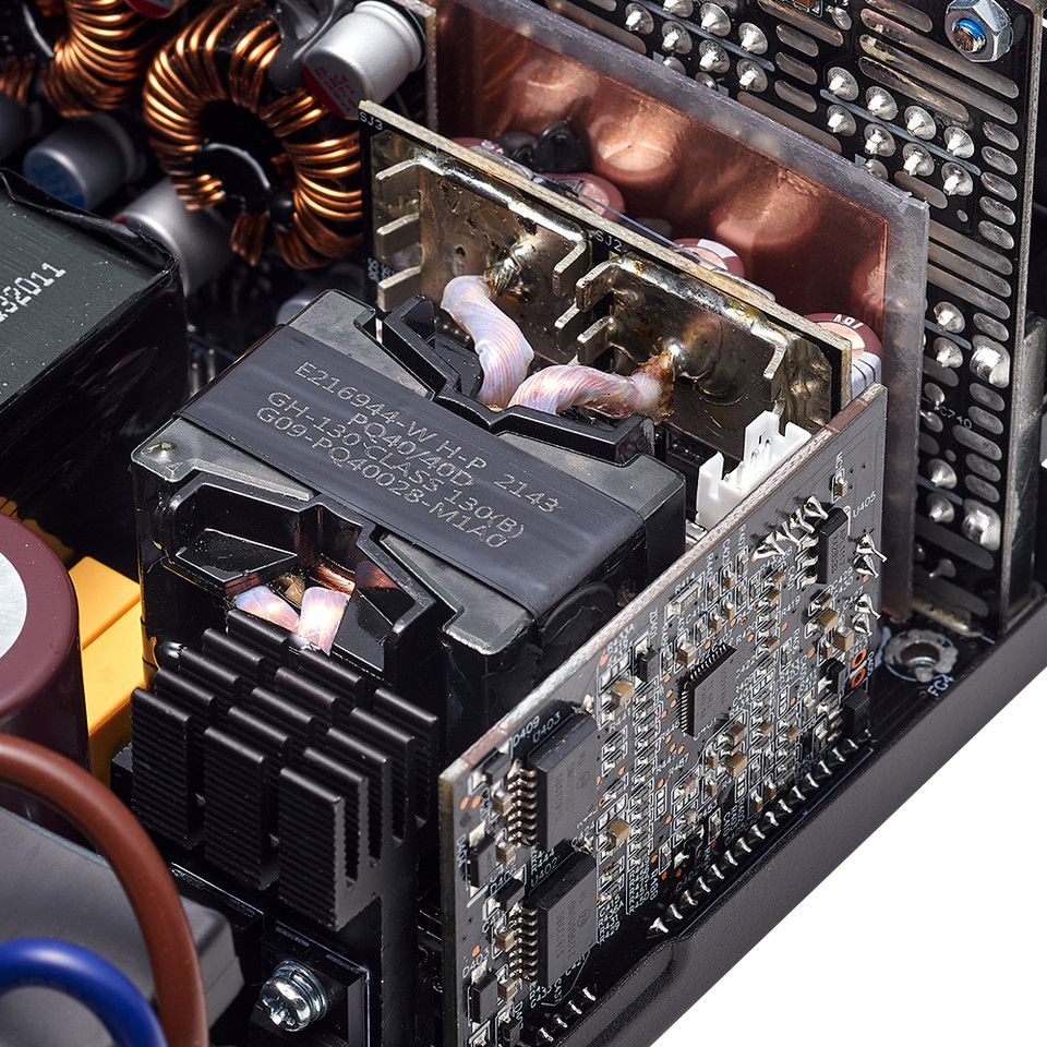 XPG CYBERCORE 1000W – image 8