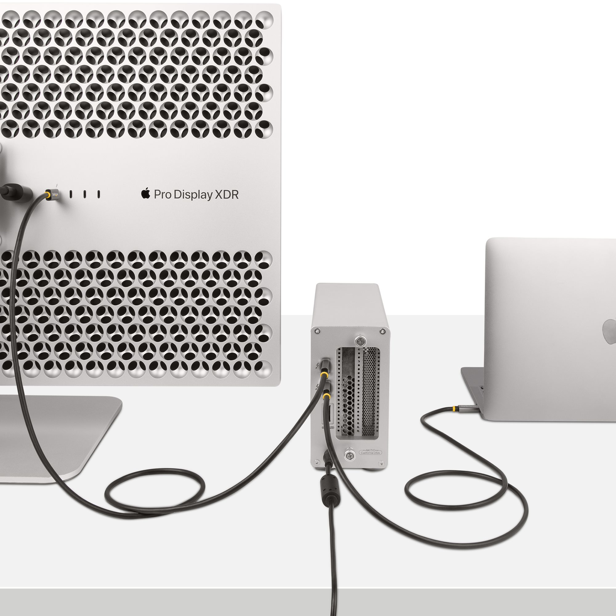 صورة StarTech.com 1م كابل USB4 USB-C، 40 جيجابت في الثانية، 100 واط PD