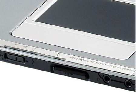 ASUS F3Q-AP014E, CZ – image 2