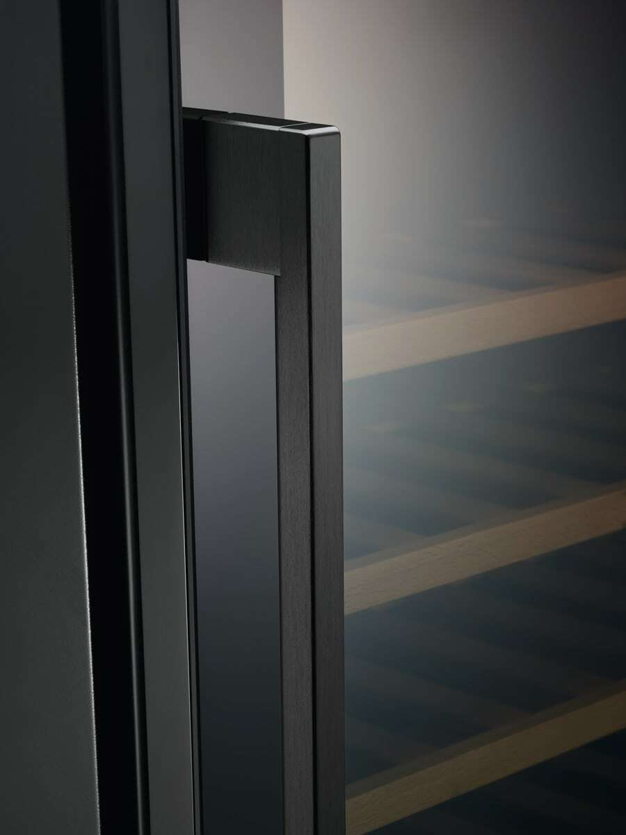 Electrolux EWUS052B5B Built-in Black 52 bottle(s) – image 6
