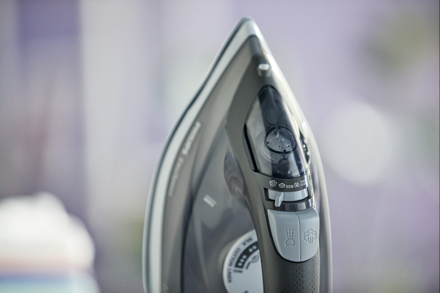 Philips Walita EasySpeed GC1752/34 iron Steam iron Ceramic soleplate – image 7