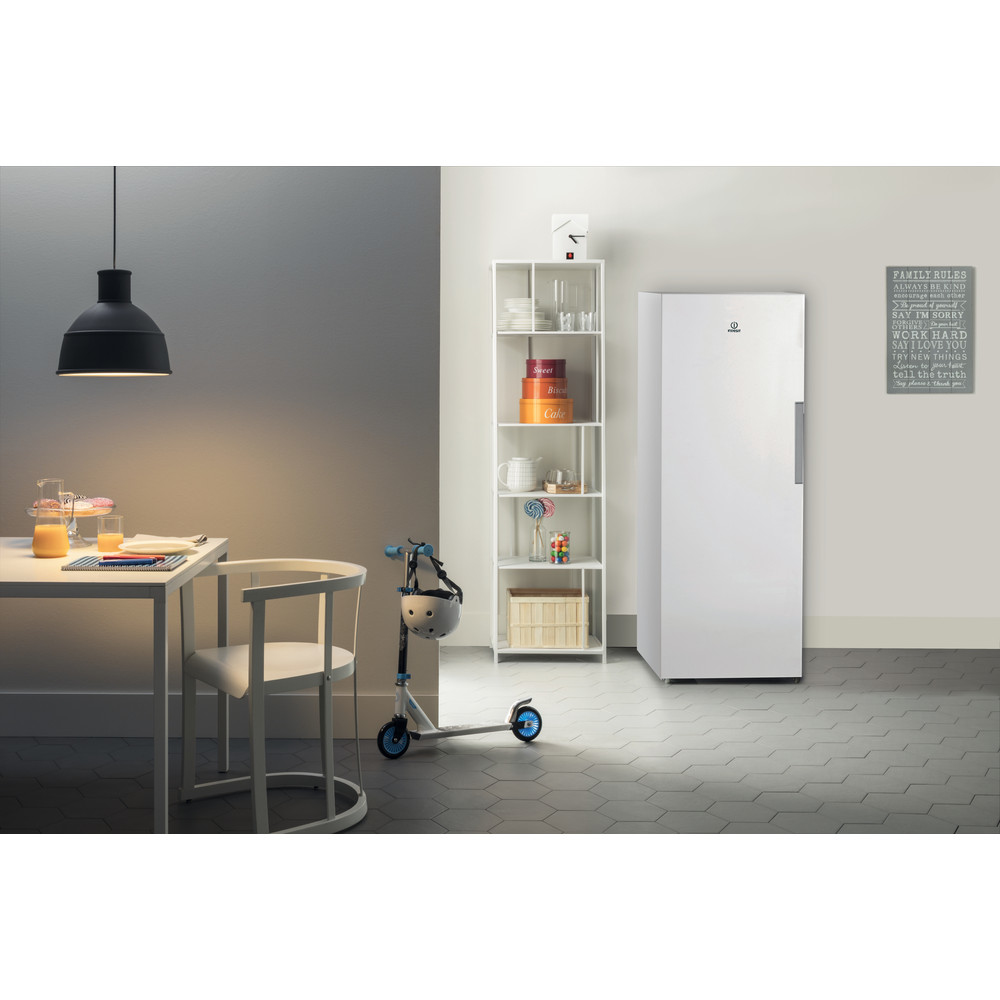 Indesit UI4 1 W UK.1.1 – image 3