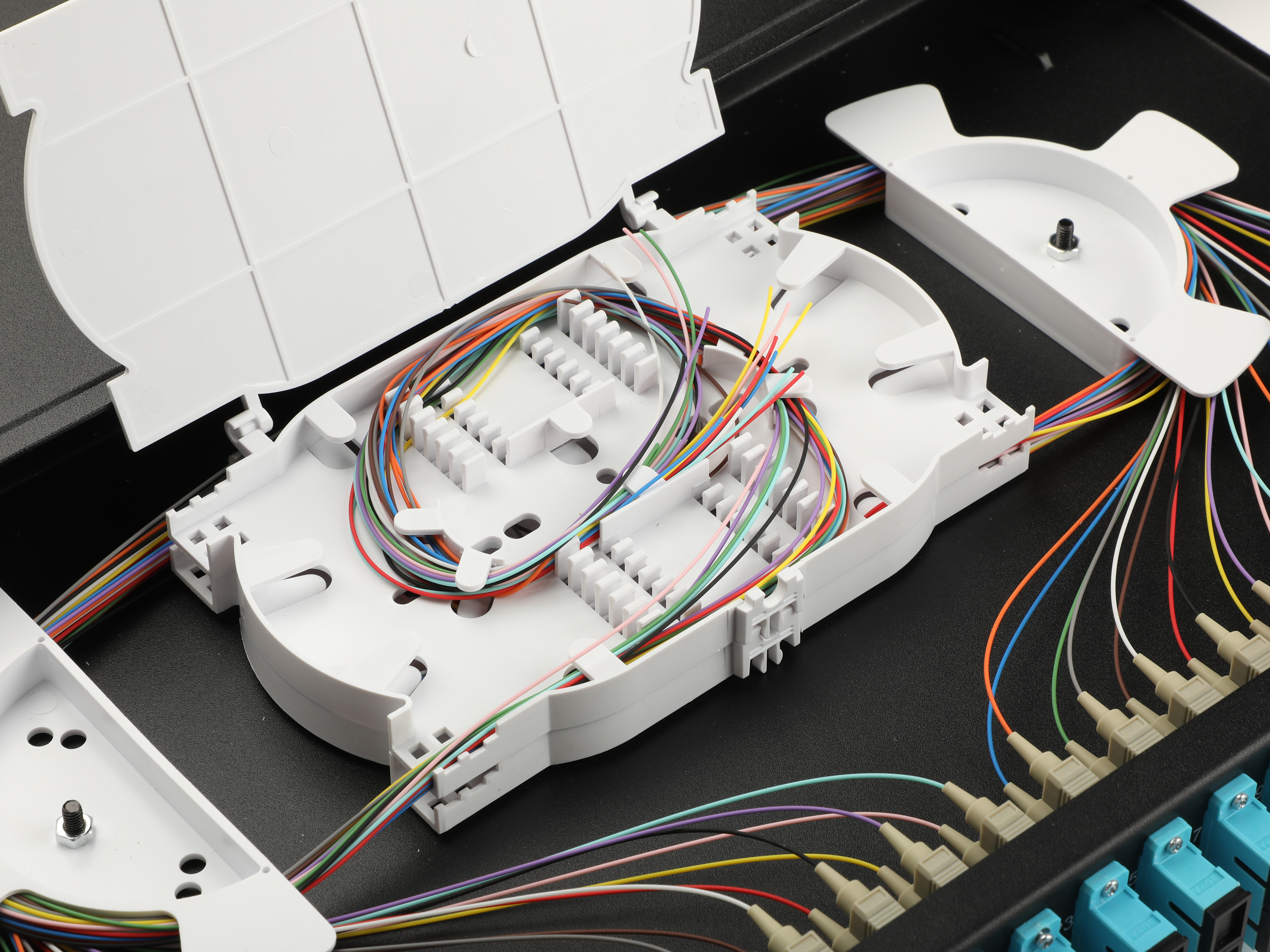 Equip LWL-Spleißkasten 24-Port SC-Duplex OM3 1U komplett  sw Lichtwellenleiterzubehör