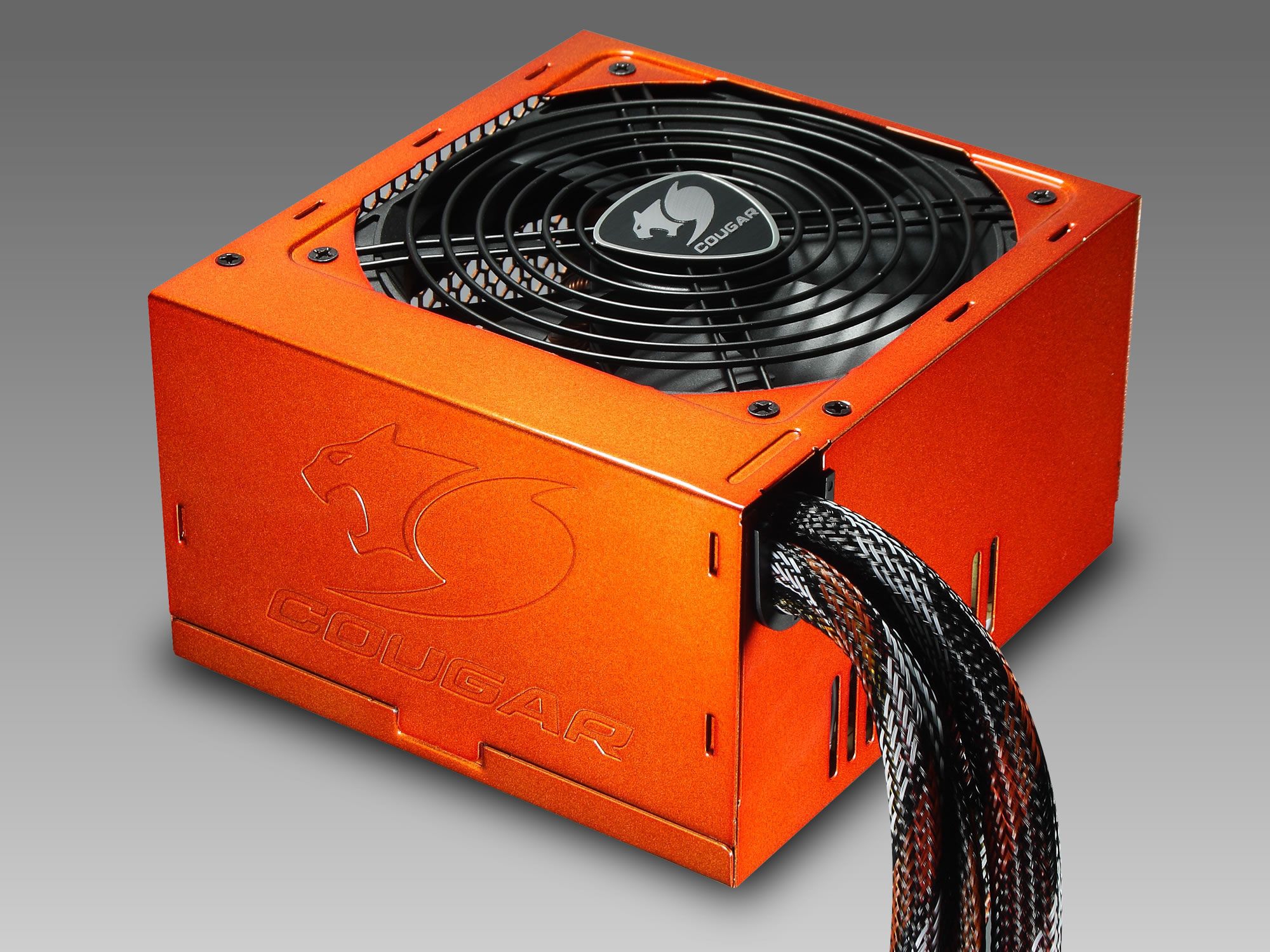 COUGAR 400 power supply unit